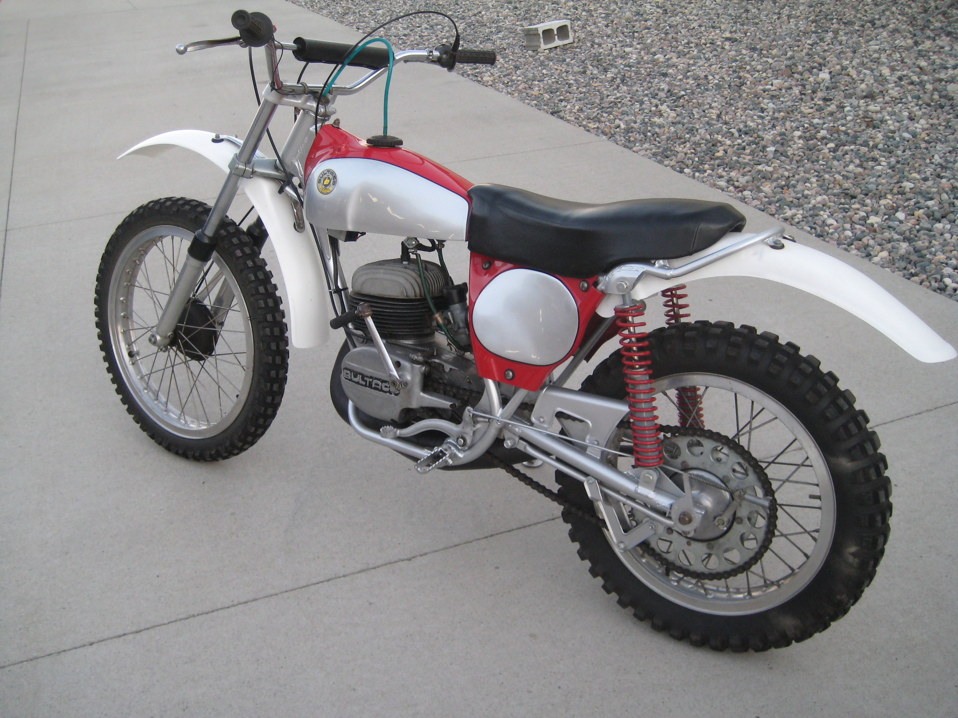 1969 bultaco pursang 250